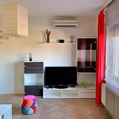 Apartment Rozi
